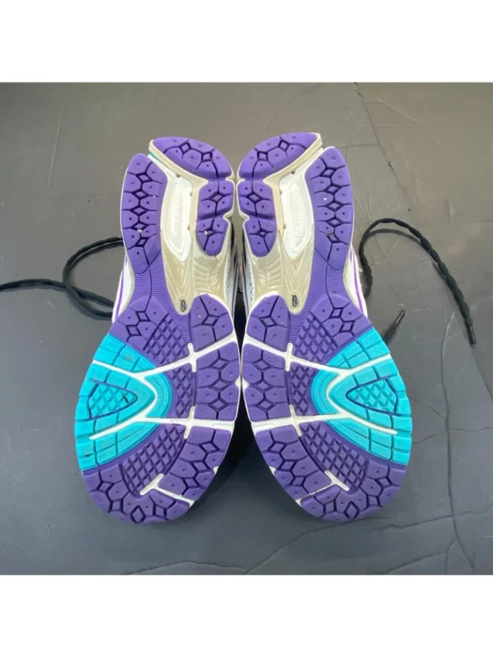 New Balance Men's 1906R Hornets M1906RCF Grey Virtual Blue Prism Purple Size 11